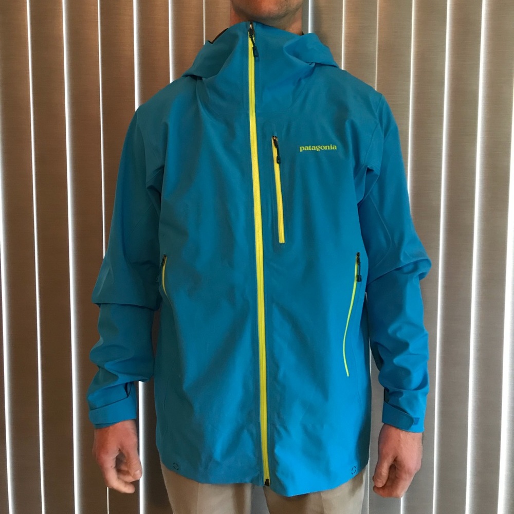 PRICE DROP- Men’s Kniferidge Patagonia Jacket🏂